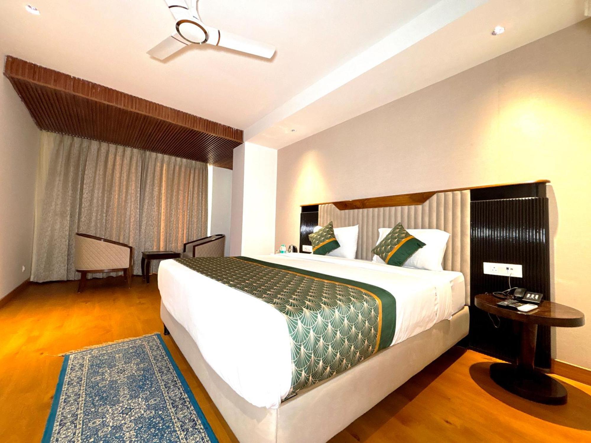 Hotel Arch The Lohias Neu-Delhi Exterior foto